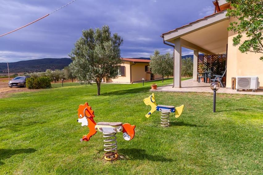 Agriturismo Severini Фонтебланда Экстерьер фото