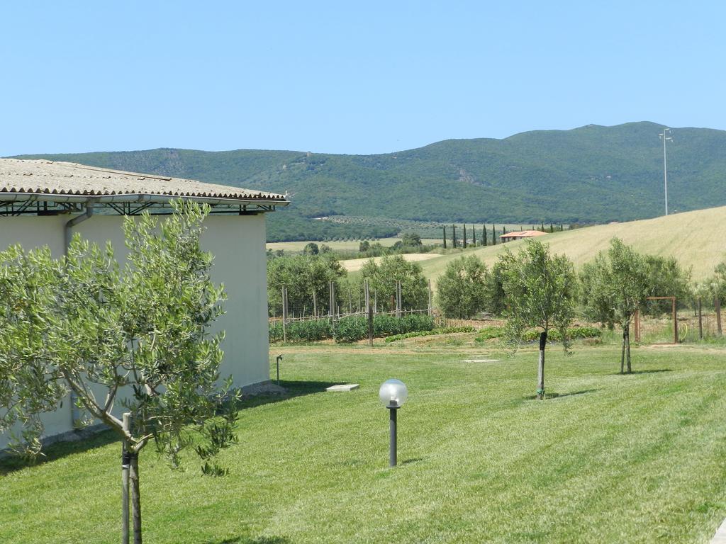 Agriturismo Severini Фонтебланда Экстерьер фото