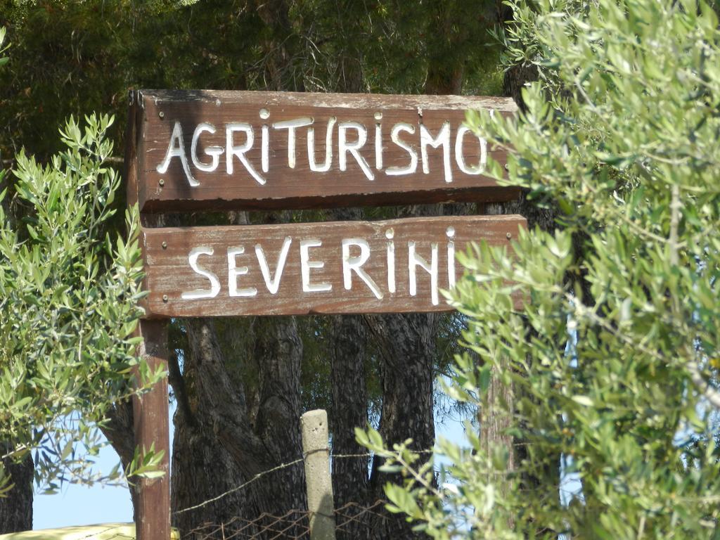 Agriturismo Severini Фонтебланда Экстерьер фото